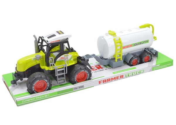 Traktor med tankvagn