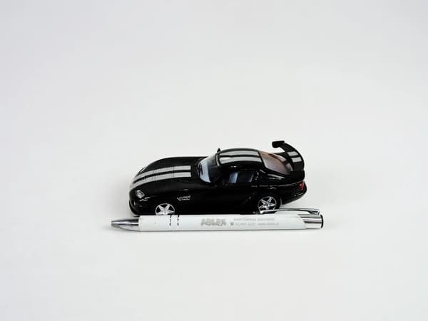 Hipo Auto Dodge Viper p12 HIPO