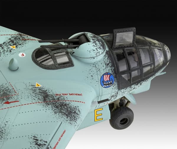 Muovimalli lentokone P-sarja Arado AR E.555 1/72