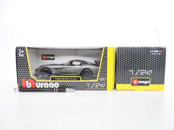 Dodge Viper SRT 10 ACR 1:24 BBURAGO