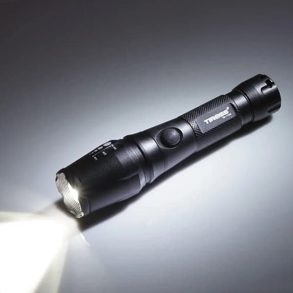 Genopladelig lommelygte. Cree TS-1154 Tiross