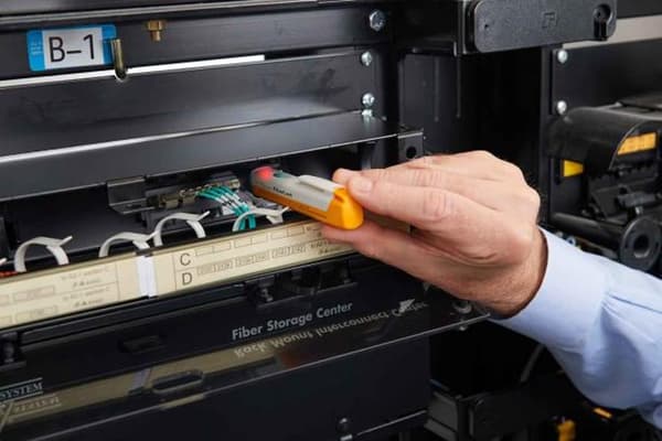 Fluke FiberLert Live Fiber Detector