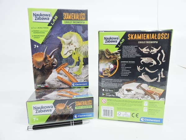 Fossilsats Triceratops Fluorescerande