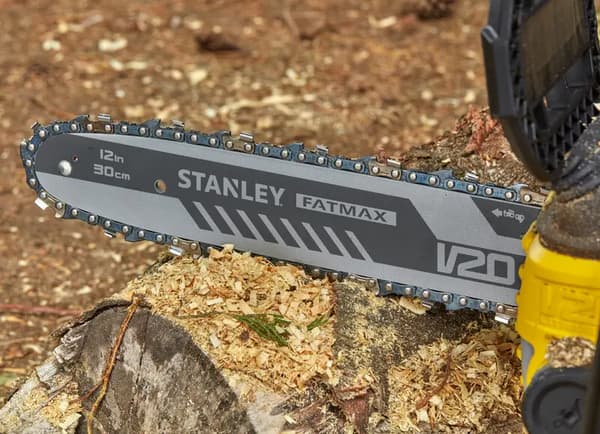 Motorsåg Stanley SFMCCS630B 18 V 30 cm