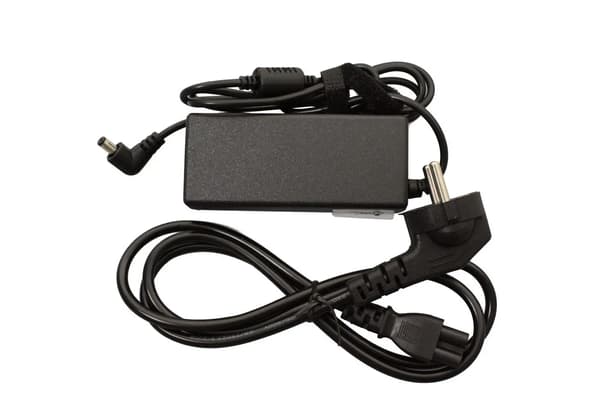 CoreParts strømadapter til Linksys 20W 48V 0.4A Stik:5.5*2.1 Inkl. EU-strømkabel