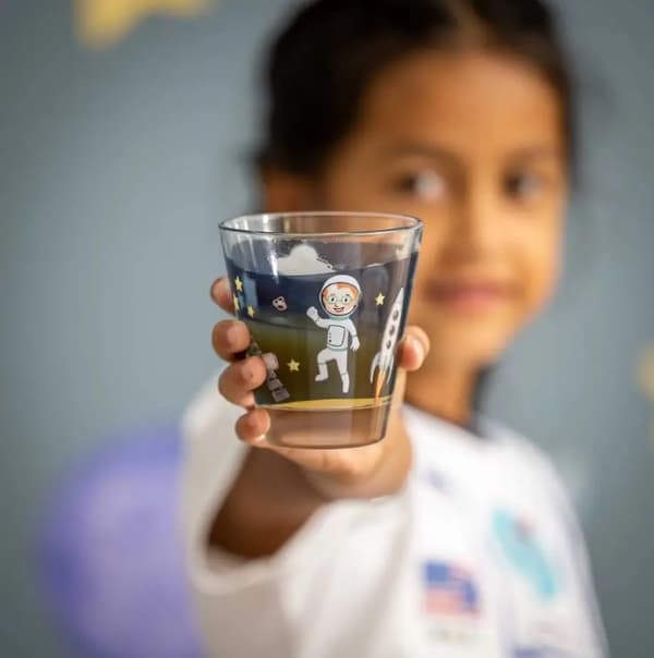 Glas med låg og underkop 215ml cosmos BAMBINI AVVENTURA - Leonardo