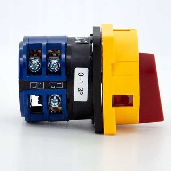 Array hovedafbryder 32A 0-1 3F LW32 0-1 3P TRG
