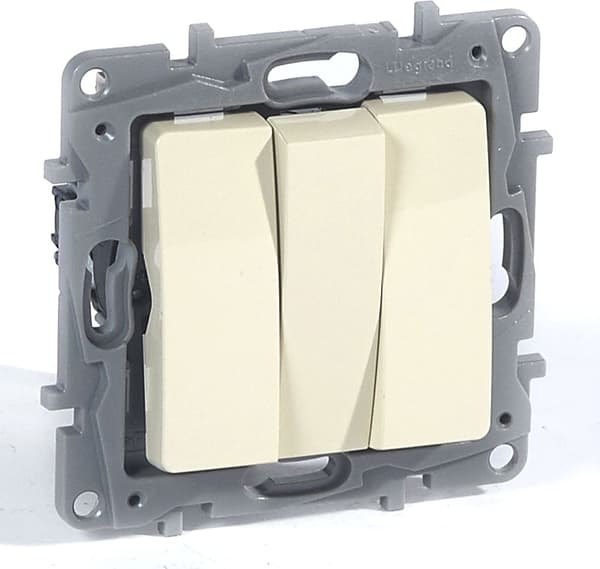 Legrand Triple-linker 10AX creme Niloe - 664603