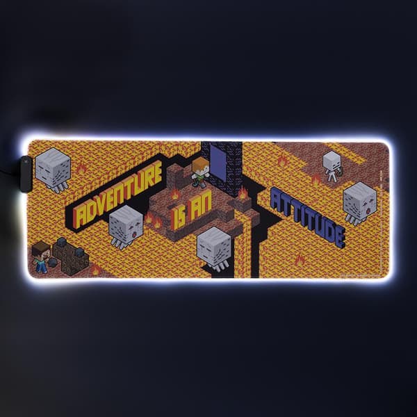 Minecraft Light Up skrivebordsmåtte - musemåtte (80 x 30 cm)/Minecraft skrivebordsmåtte - musemåtte (80 x 30 cm) med baggrundsbelysning