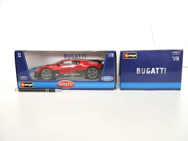 *BBURAGO metall, 1:18, Bugatti Divo Metallic, RÖD