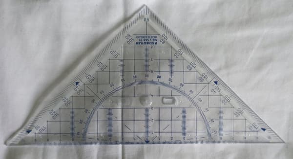 STAEDTLER Geodreieck Mars, Hypotenuse