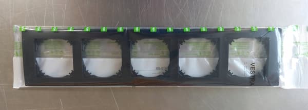 VESTRA vægramme IP20 sort 3875-09