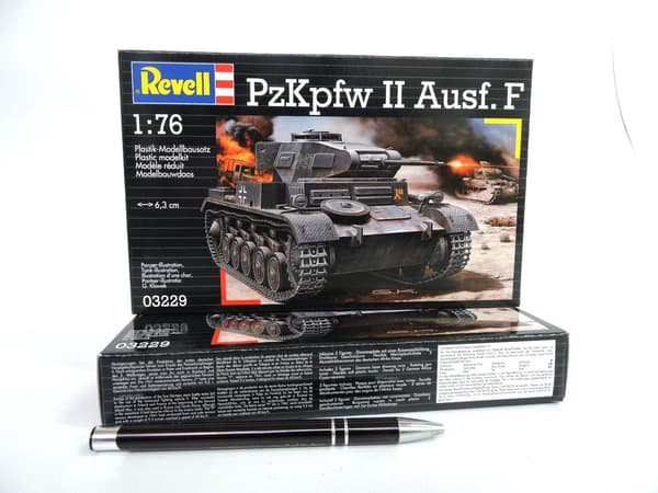 Fordon 1:76 Panzer II Ausf.F Revell