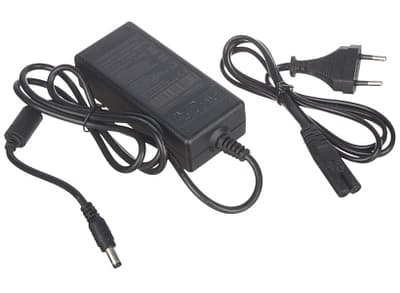 12V/3A/5.5 VIRTALÄHDE