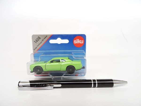 Siku 14 - Auto Dodge Challenger SRT S1408
