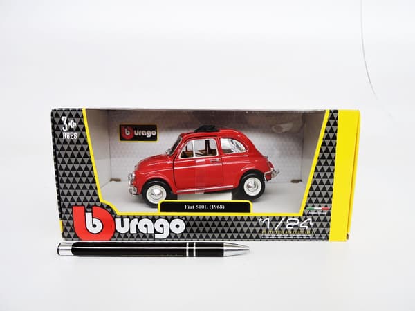 Fiat 500L 1968 Röd 1:24 BBURAGO
