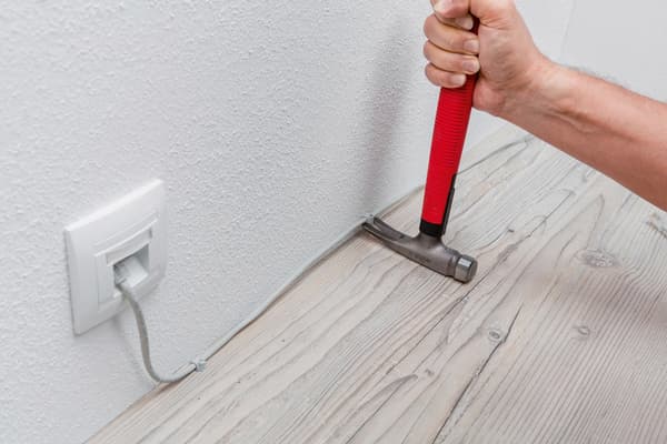 Wiha SB 846300E Elektrikerhammer