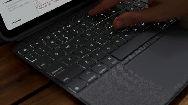 LOGITECH Combo Touch til iPad 10. generation - OXFORD GREY - (UK) - INTNL-973