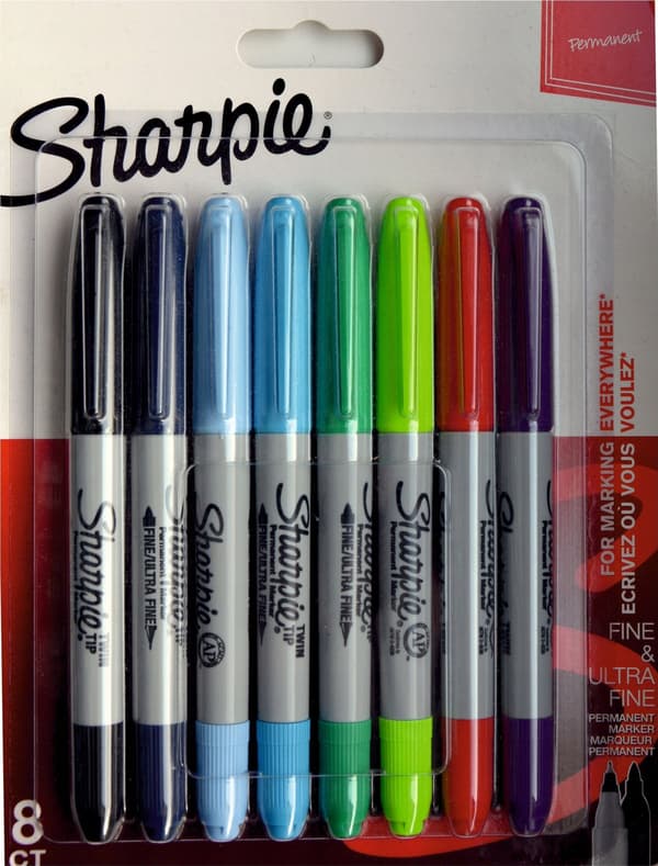 1x8 Sharpie Twin Tip Permanenttitussi UF + F 8 väriä