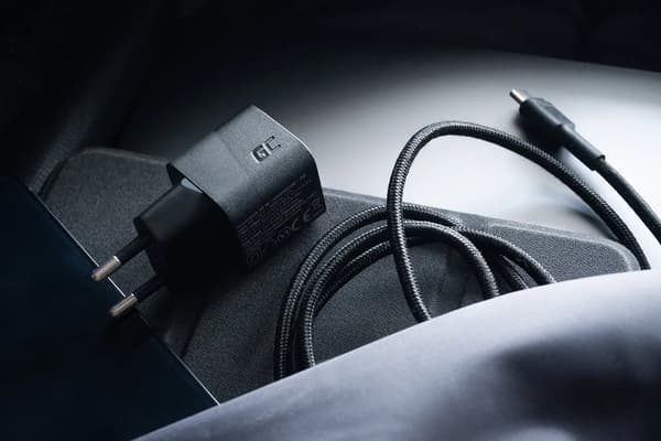 *USB-C GaN charger       GC PowerGaN 3
