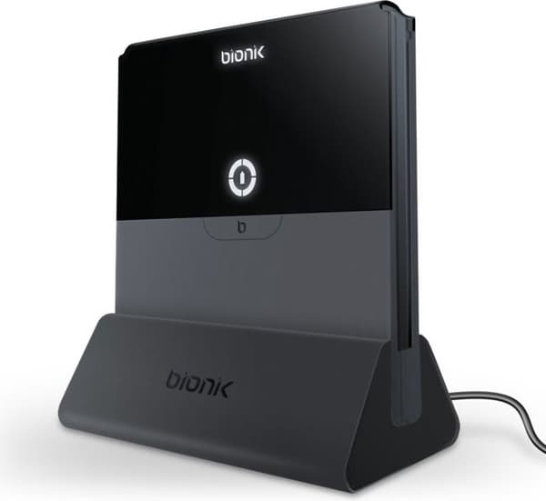 BIONIK Nintendo Switch -akkulaturi konsolille ja Joy-coneille virtapankilla