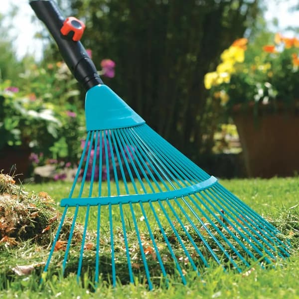 Rive til opsamling af blade Gardena 643100