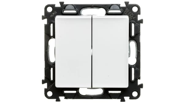 VALENA LIFE Trappekoblingsafbryder dobbelt hvid 752108