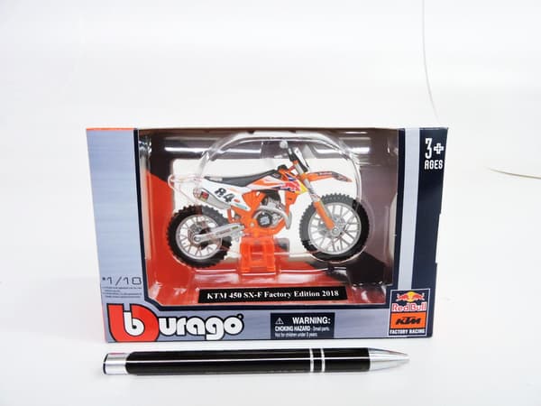 Red Bull KTM Moottoripyörä 1:18 BBURAGO