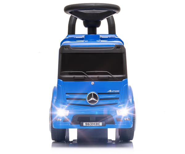 Køretøj Mercedes Antos blå