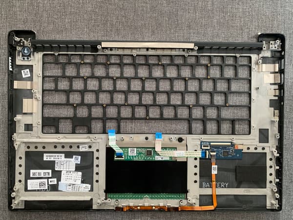 Dell - håndfladestøtte med touchpad