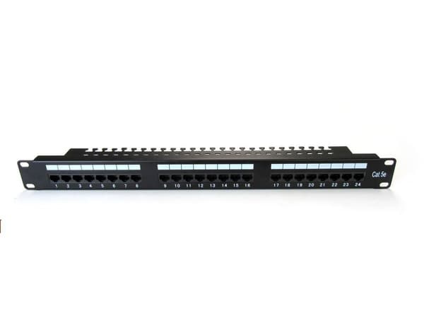 Patchpanel DIGITUS 19\" 24x RJ45 UTP kat. 5e med hylla