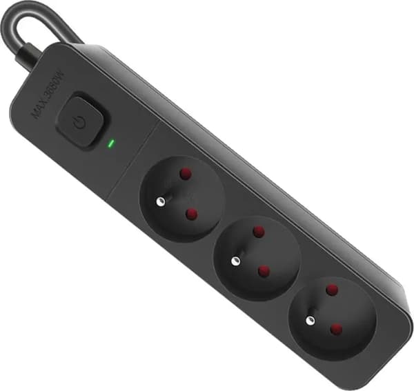 Jatkojohto Defender SFS 131 1,5 m, 3 pistorasiaa