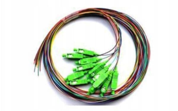 Pigtail SM SC/APC-hölje 0,9 mm 2 m ISP /12 st/01S3-KA00-0020-ISP