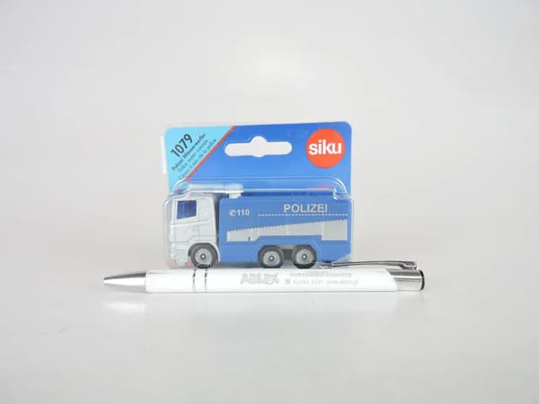 Siku 10 - Poliisin vesitykki S1079
