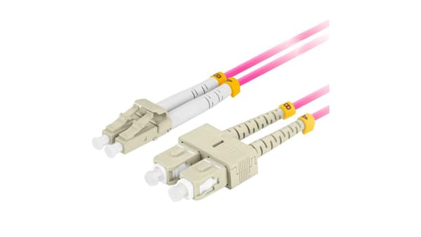 Light air patchkabel mm lc/upc-sc/upc duplex 3.0mm om4 50/125 2m lilla