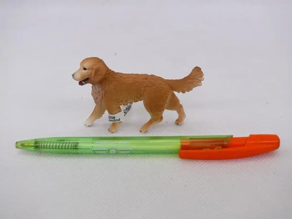 Schleich Bondegårdsdyr Golden Retriever, hun