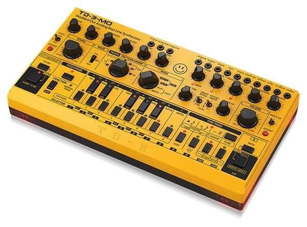 Behringer TD-3-MO-AM Bass Line -analogisyntetisaattori