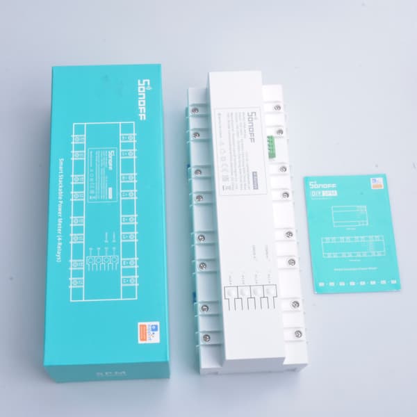 Sonoff SPM-4Relay smart switch Wi-Fi/Ethernet strømmåler