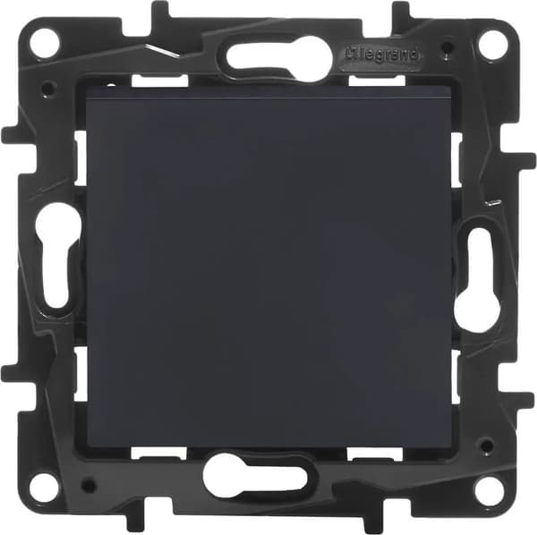 Legrand ristiliitin Legrand Niloe Step 863507 musta