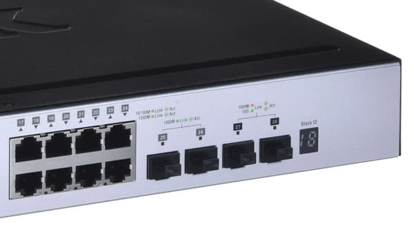 Switch D-Link DGS-1510-28P/E