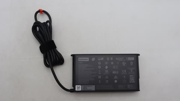 Lenovo 135W USB-C AC-virtalähde Lenovo-laitteille
