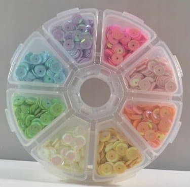 Paljetit 8 väriä pastelli 6mm 40g