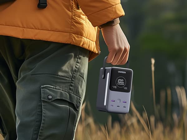 UGREEN 48000mAh 300W pikalataustehoinen varavirtalähde, harmaa