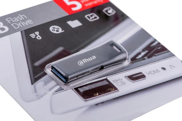 USB-muistitikku 128GB DAHUA USB-U156-32-128GB
