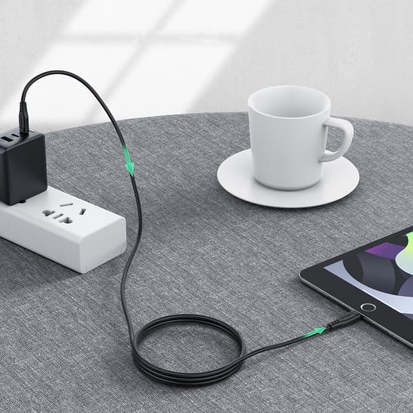ACEFAST-kabel Typ C till Lightning MFi 3A PD 30W C3-01 1,2 m svart