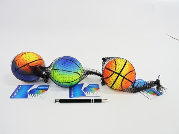 Bære-/basketball 10 cm 6 farver, i mesh-mix pris for 1 stk.