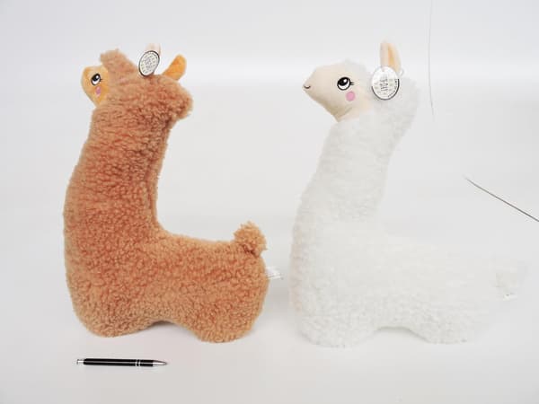 *AST. PEHMOALPAKKA, litteä, 50 cm, 2 väriä