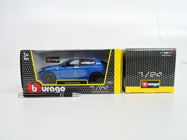 Metallmodell Alfa Romeo Stelvio Blå 1/24