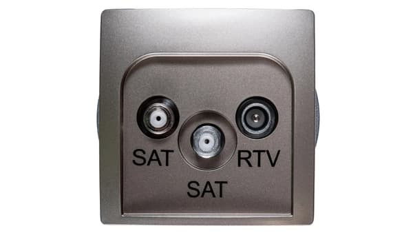 Simon Basic Sat/SAT/RTV satiininen päätepistorasia BMZAR+SAT3.1-P2.01/29
