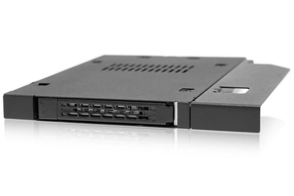 IcyDock ToughArmor 2.5\" SATA/SAS i tynd ODD
